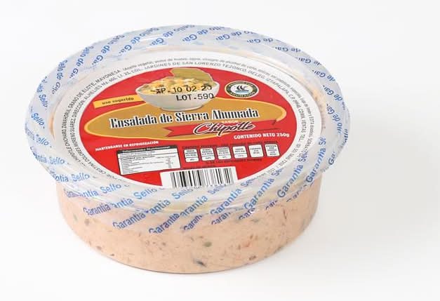 Productos Ahumados · Ensalada de sierra ahumada al chipotle (250 g)