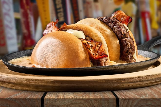 BACON CHEESEBURGER QUESO DUNK