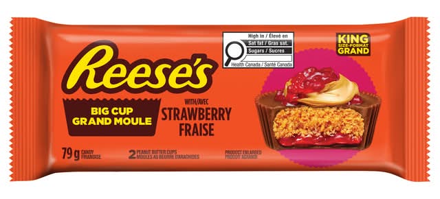 Reese's Chocolate Peanut Butter Cup, Strawberry (79 g, 2 ct)