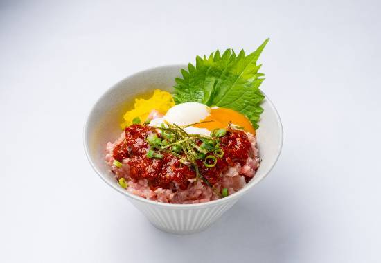 【韓国風】ピリ辛ユッケのねぎとろ丼