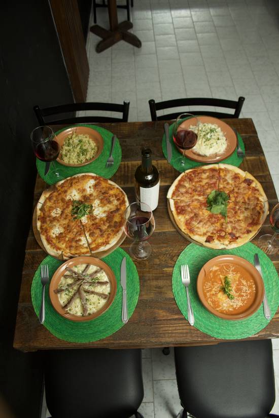 Albahaca Pizza Y PAsta