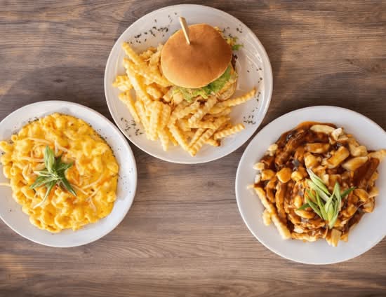 Power Play Restaurant and Grill (701 Centennial Blvd)