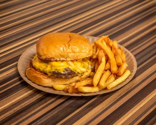 Mac N Cheeseburger