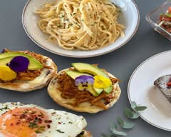 Ross Cafe & Bistro