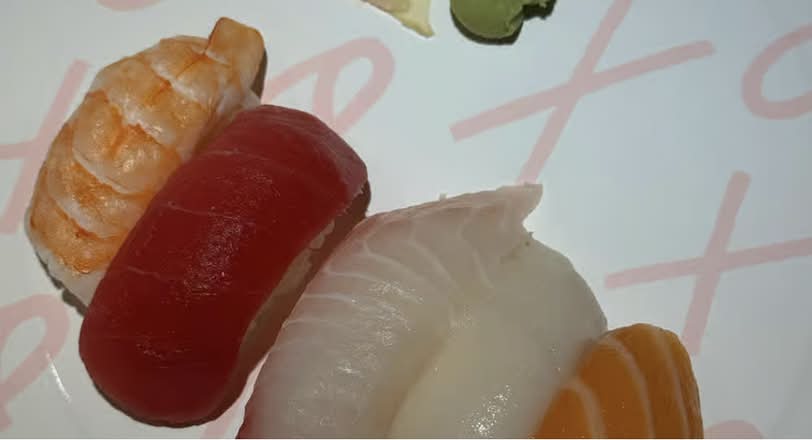 L) Sushi Sampler | Postmates