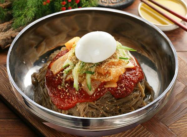 비빔냉면 ビビン冷麺