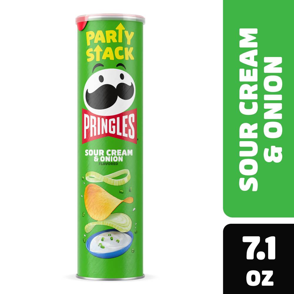 Pringles Sour Cream & Onion Flavored Potato Crisps (7.1 oz)