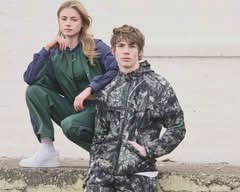 Finish Line (Solomon Pond Mall)