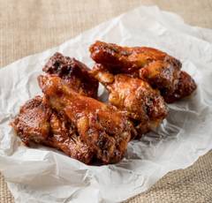 House of Wings (1525 13th Ave)