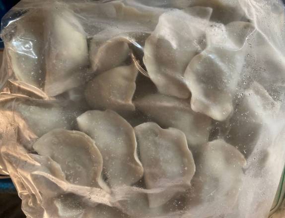 冷凍手工韭黃水餃1�包50粒(古早味湯包A2/F010-25)
