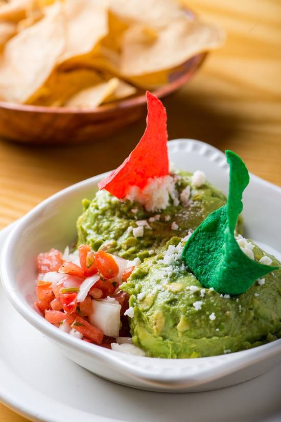 Grande Guacamole