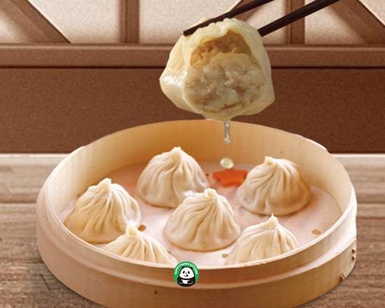 Juicy Chicken Dumplings(8) 鸡肉小笼包