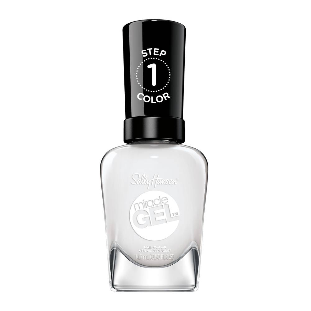 Sally Hansen Miracle Gel Cozy Chic Collection Nail Polish (off-white)