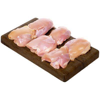 Cuisses de poulet désossées et sans peau (6 cuisses par plateau) - boneless skinless chicken thighs (approx 0.5 kg; price per kg)