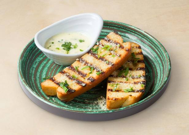 PARMESAN GARLIC BREAD