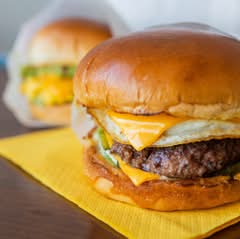 Dirty Burger (5959 W Grand Ave)