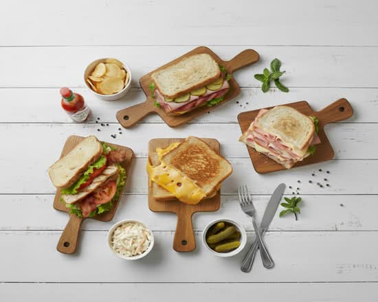 ホットサンドパニーニ新宿店 Hot Sand Panini Shinjuku Branch