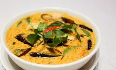 PhÛ LÍ Vietnamese & Thai Cuisine