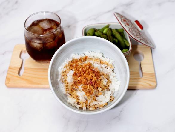 油蔥拌飯 Rice with deep-fried shallot