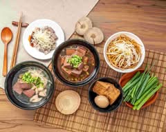 點 古早味炒麵.豬血湯-傳統中式早餐