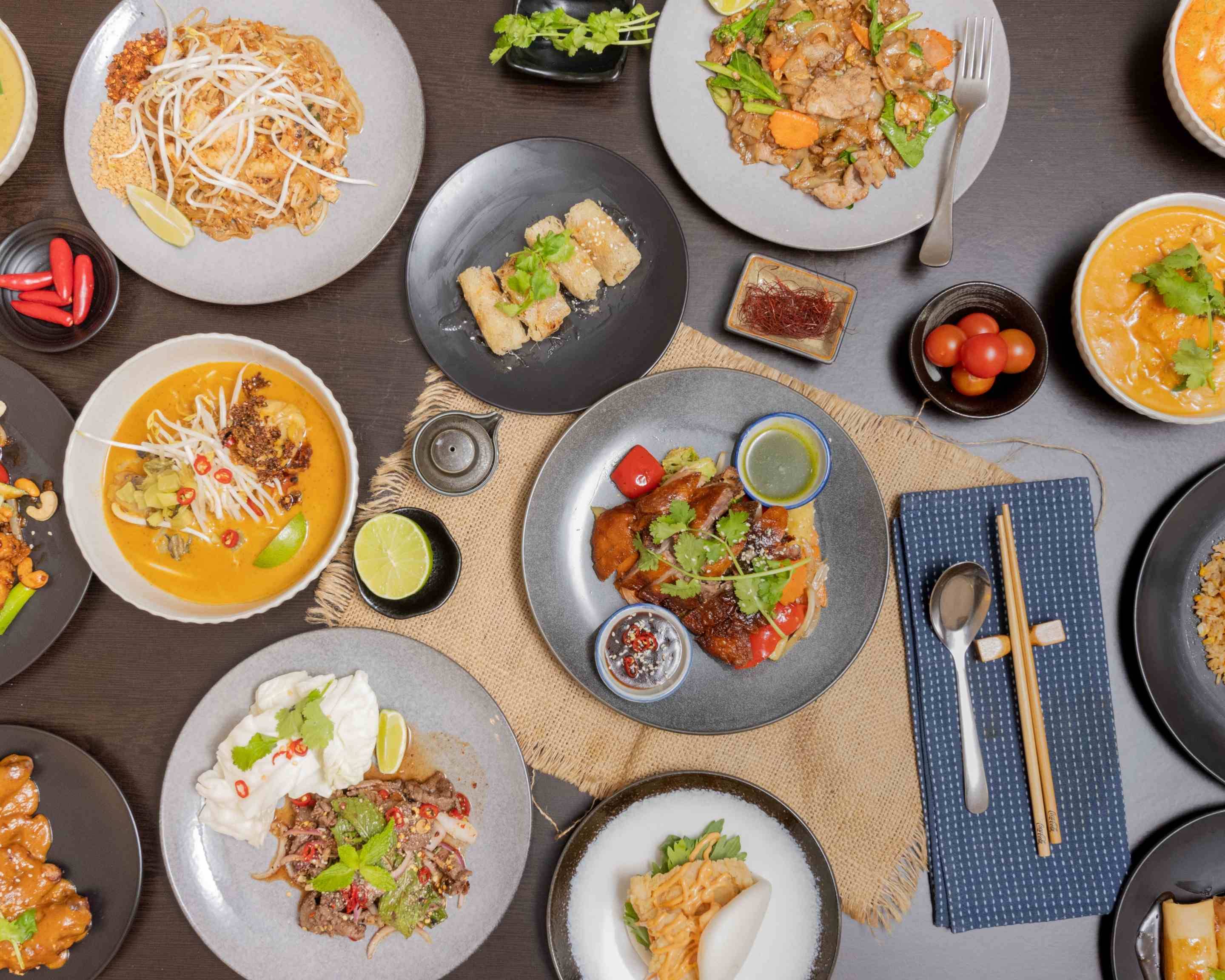 Order Charoen Krung Thai Restaurant Menu Delivery and Takeaway in