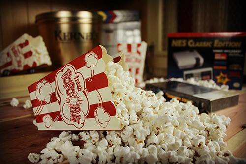 Large Movie Pop