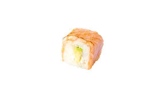 Salmon roll saumon tataki avocat fromage "légèrement braisé"