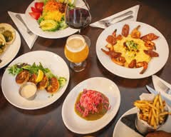 Brooklyn's Down South (100 N Main St)