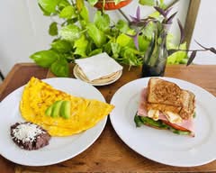 Revive Desayunos