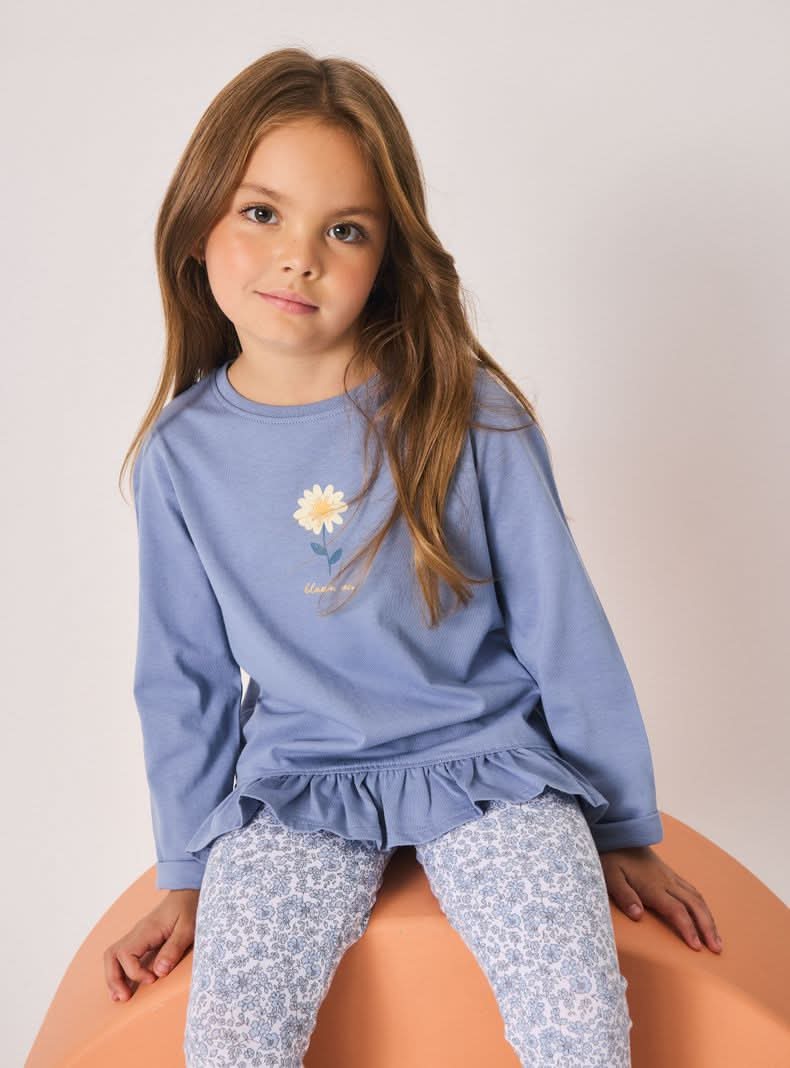 Tribu Polera con Estampado y Vuelos Abajo celeste 8