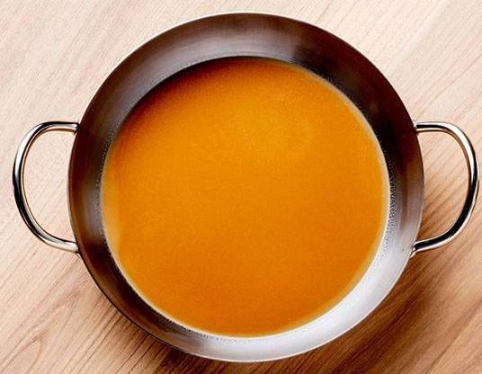 横浜家系 牛もつ鍋 Thick Soy Sauce Soup with Beef Offal Hot Pot