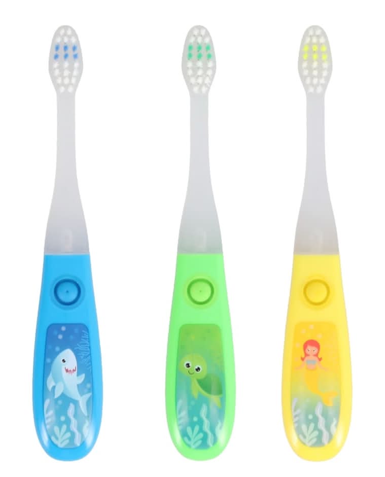 Family Wellness Kids Light Up Toothbrush With Timer, Assorted (3 ct)