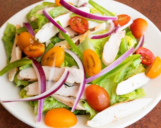 GREEN SALAD WITH CHICKEN