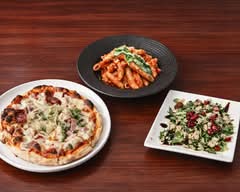 ピッコラナポリ　ピザレストラン（ハラール）Piccola Napoli Pizza Restaurant (Halal)			