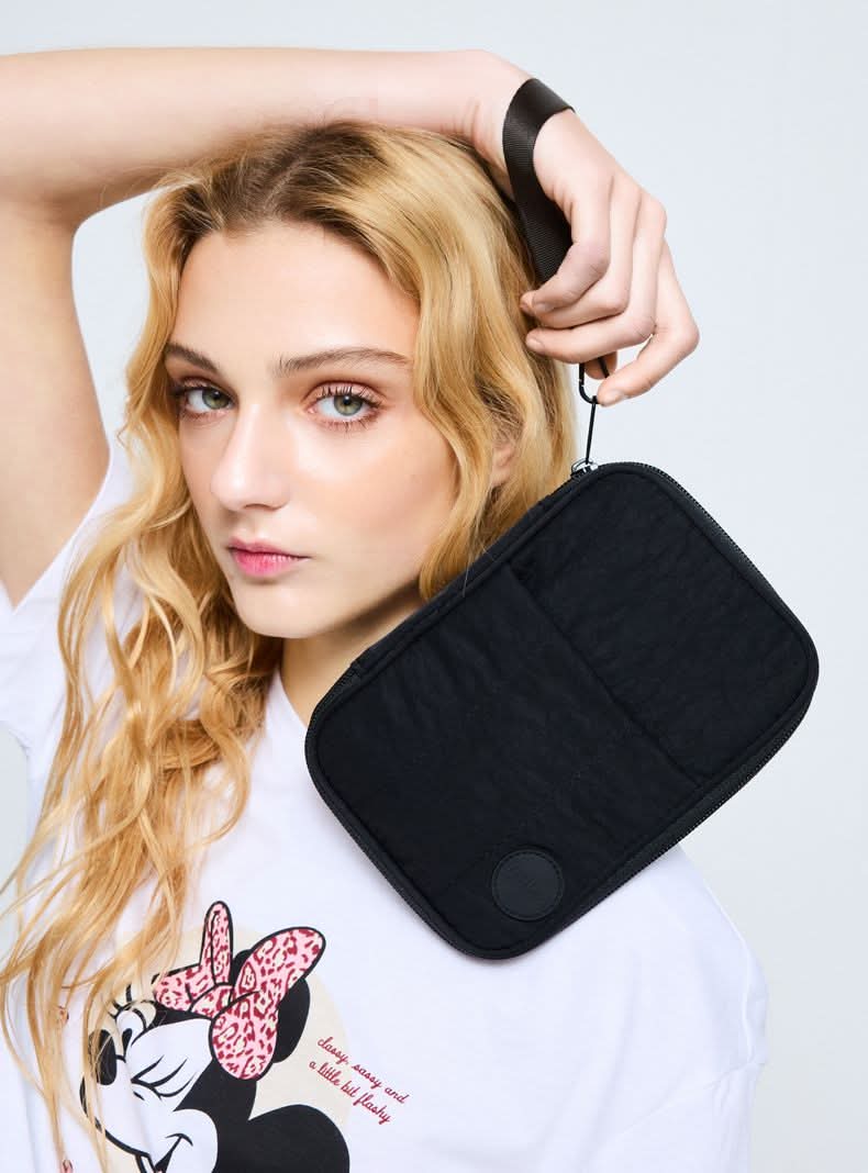 Opposite Portadocumento Travel Clásico negro talla única