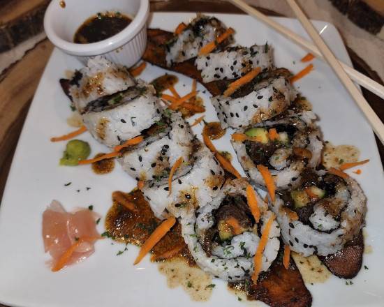 Sweet Oxtail Sushi Roll (10 pcs)