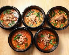 【旨辛麺とクッパ】久麺や (八幡店)　