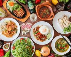 本格タイ料理バル プアン三軒茶屋��本店 Thai Food Restaurant Bal Puan Sangenjaya