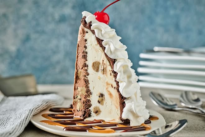 Cookie Dough Mudd Pie