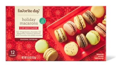Holiday Frozen Macarons Hazelnut Pistachio & Almonds - 81.0z/12ct - Favorite Day™