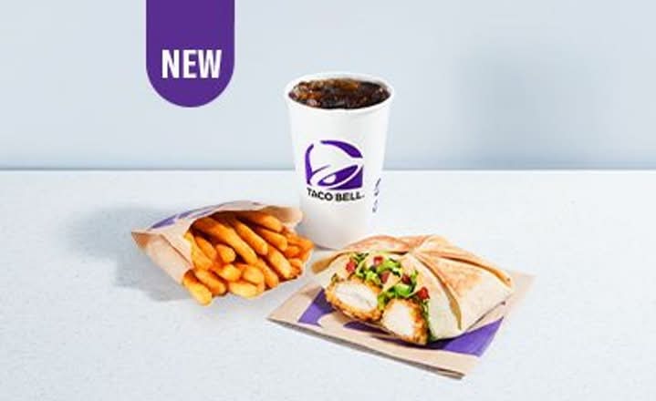 Smoky Chipotle Chicken Crunchwrap® Large Meal