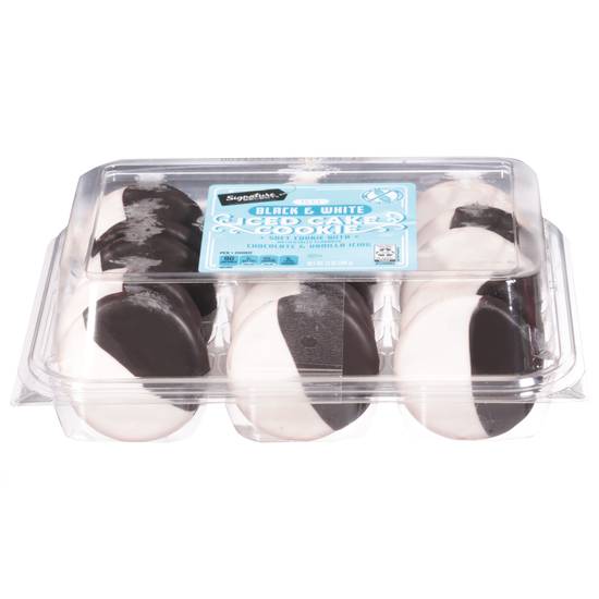 Signature Select Black & White Iced Cake Cookie ( 15 ct)