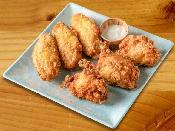 Alitas de Pollo Crujientes con Salsa Ranchera (6u)