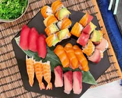 SUSHI SNOB (1721 M Street NW)