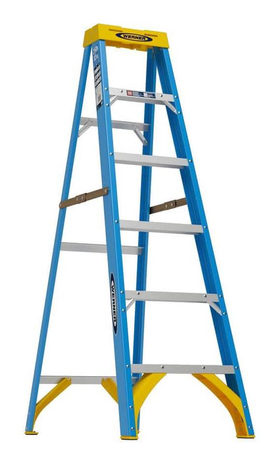 Werner Fiberglass Step Ladder 250 Lb. Load Capacity, 6 ft