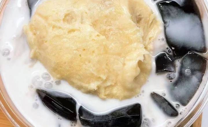 Durian With Grass Jelly and Coco Milk 椰汁榴莲仙草