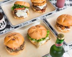Stout Burgers & Beers - Hollywood