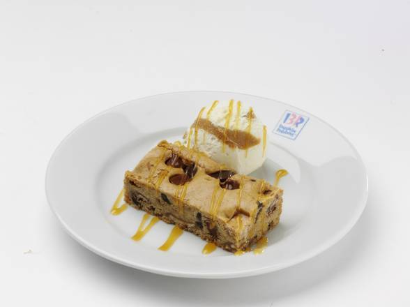 Toffee Crunch Blondie