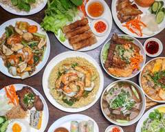 Sinh Phu Vietnamese Restaurant (Merryland RSL)