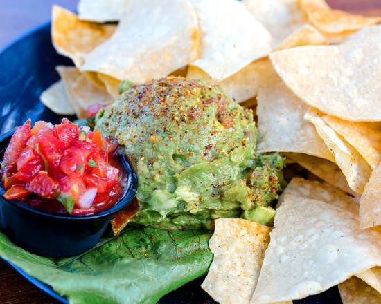 Homemade Fresh Guacamole